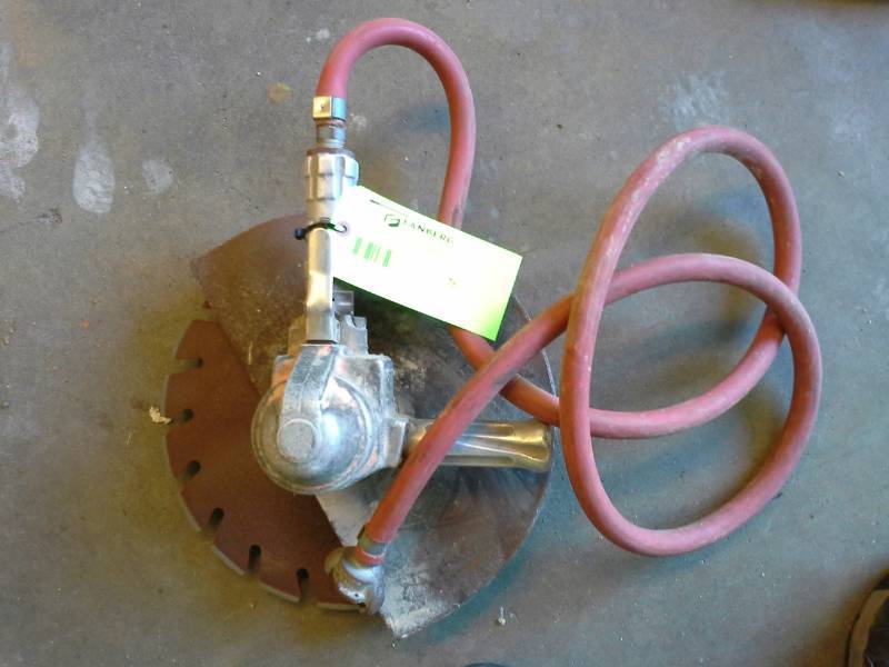 lot 76 image: TC Services Co Top Cat Air Saw