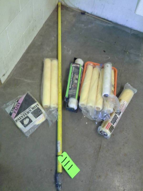 lot 111 image: Painting Accessories Lot