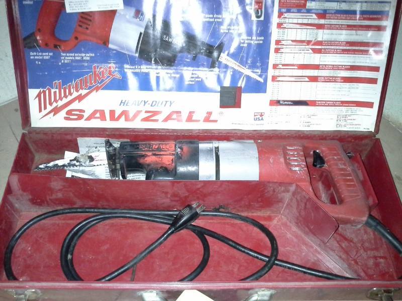 lot 116 image: Milwaukee Heavy-Duty 6508 Sawzall