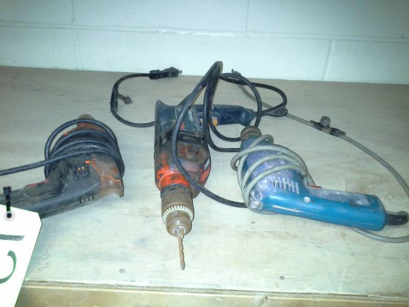 lot 124 image: Three Small Hand Drills