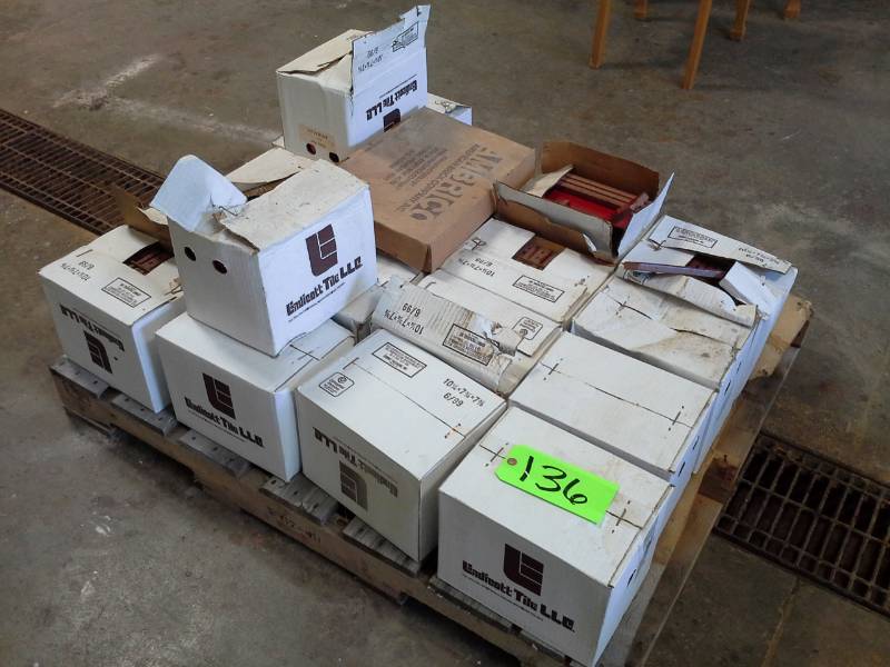 lot 136 image: Pallet of Red Tiles