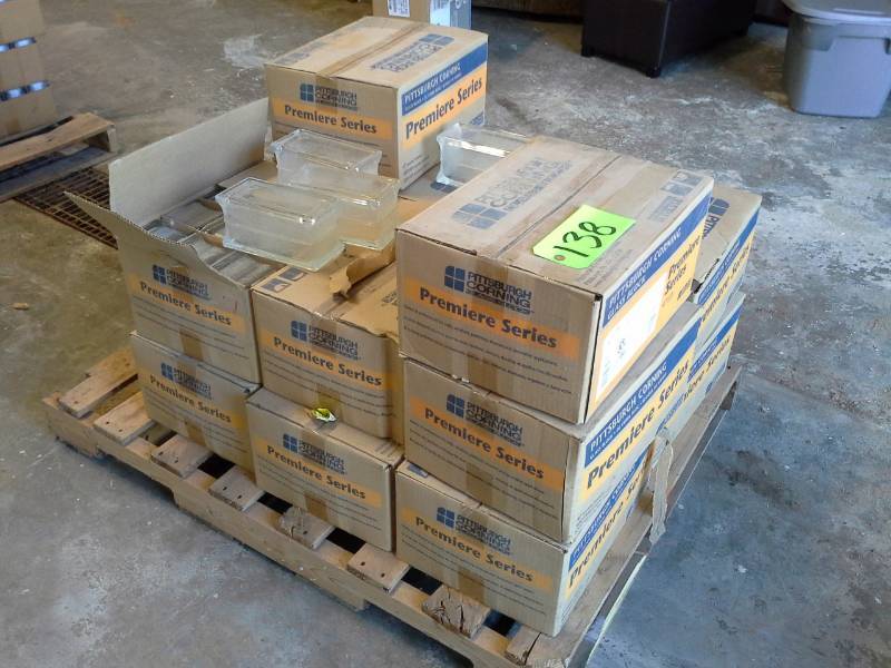 lot 138 image: Pallet of Vue Glass Bricks