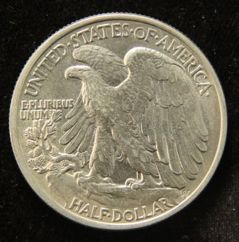 1938 WALKING LIBERTY SILVER HALF DOLLAR BU-UNC SHARP COIN