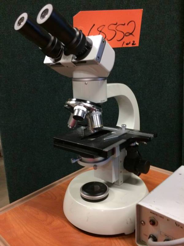 lot 32 image: Will Wetzlar Research Powered Binocular Laboratory Bio-Medical Microscope With Power Supply - 4 Objective Lenses - German Made Precision - Excellent Working Condition