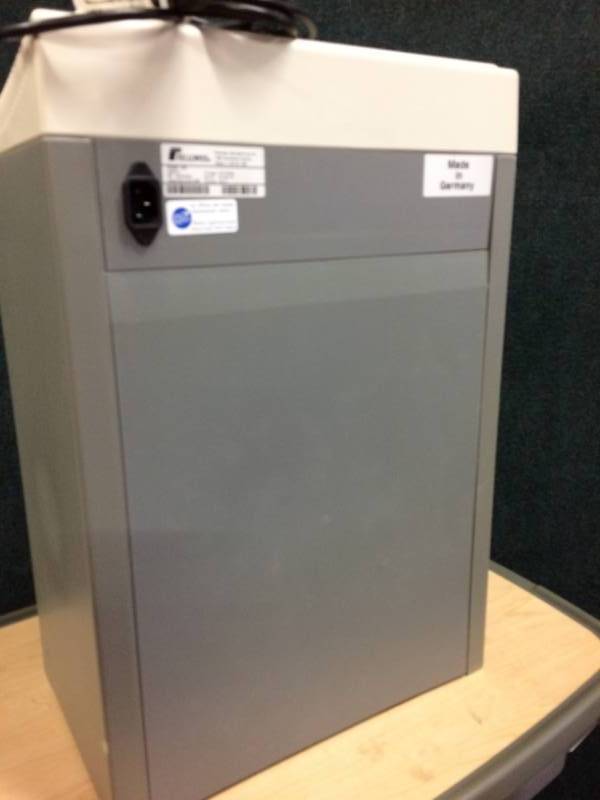 lot 21 image: Fellowes Powershred 220 Strip-Cut Paper Shredder Great Condition Retails $550