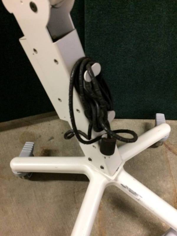 Feather Touch Stinger Ergotron Levitator Model #5825 Medical Clinic Doctors Office Laptop Caddy Cart Height Adjustable Work Station - Multi Positional - Great Condition With Power Supply Strip