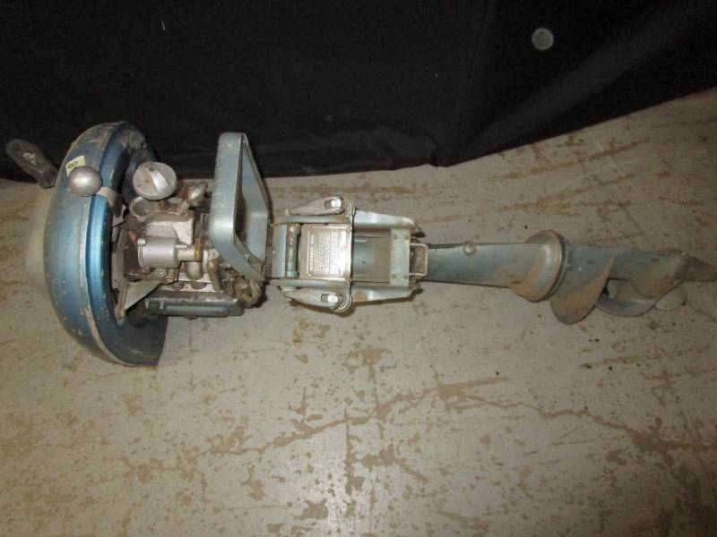 lot 16 image: Montgomery Ward Boat Motor Model #15GG-1095 Serial #374834