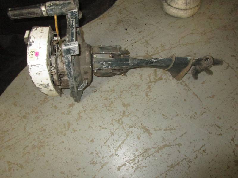 lot 17 image: Boat Motor