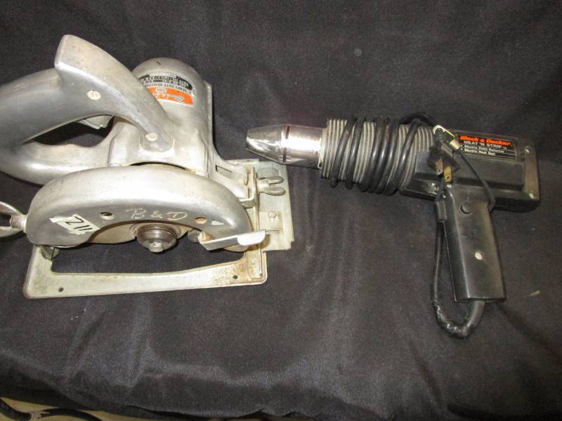 lot 35 image: Black and decker 6 Inch heavy Duty Adjustable Saw along with Black and Decker Heat n Strip Paint remover or electric Heat Gun