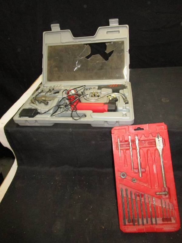 lot 101 image: Drill Bits, Snake Driver Power Pack