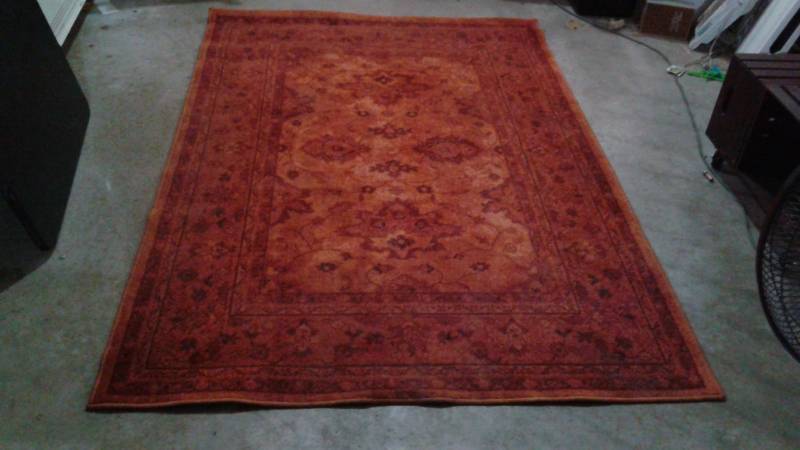lot 1 image: Orange Color Floor Rug Carpet, Used, May Show Some Wear