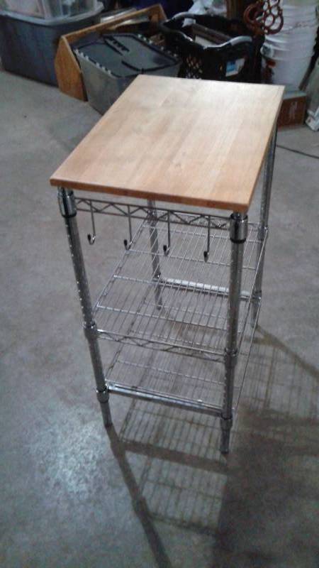 lot 7 image: Small Wire Kitchen Shelf Counter, Used