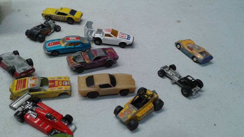lot 58 image: Lot Of Toy Cars, Used, Show Lots Of Wear