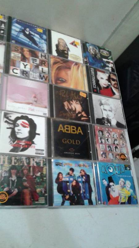 lot 88 image: Lot Of 30 Music CDs, Most In Good Condition, A Few May Show Minor Wear - Female Artists