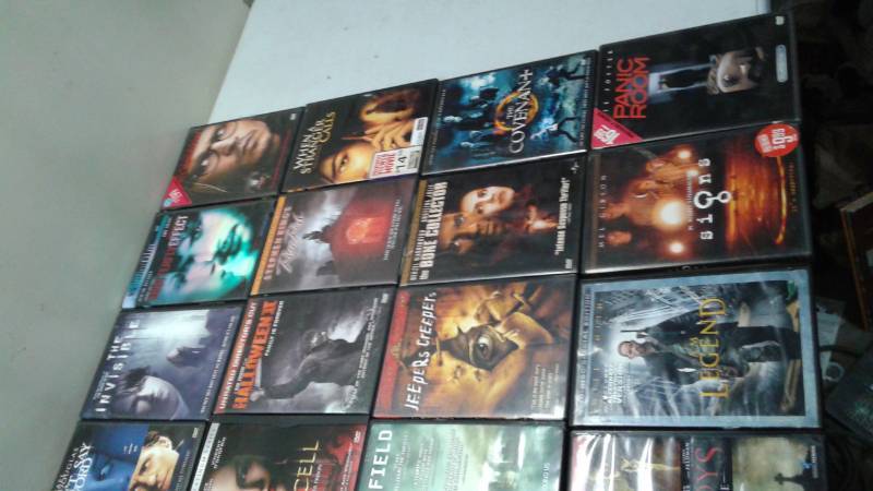 lot 122 image: 32 DVD Movies, Mostly Good Condition, Some May Show Minor Wear - Suspense