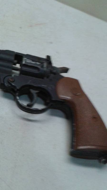 lot 76 image: Vintage Crossman 357 Pellet Gun, Used. Lots Of Wear, Missing Chamber