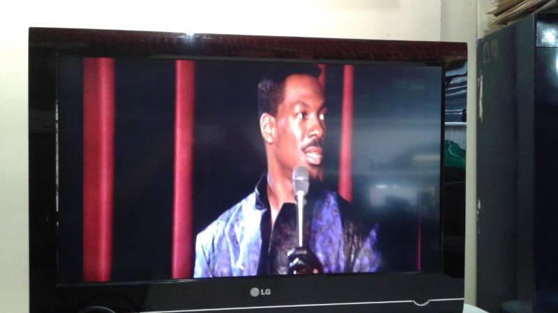 lot 17 image: LG 32 Flat Screen Television, It Works, But I could Not Figure Out How To Get The TV Channels On, With Remote