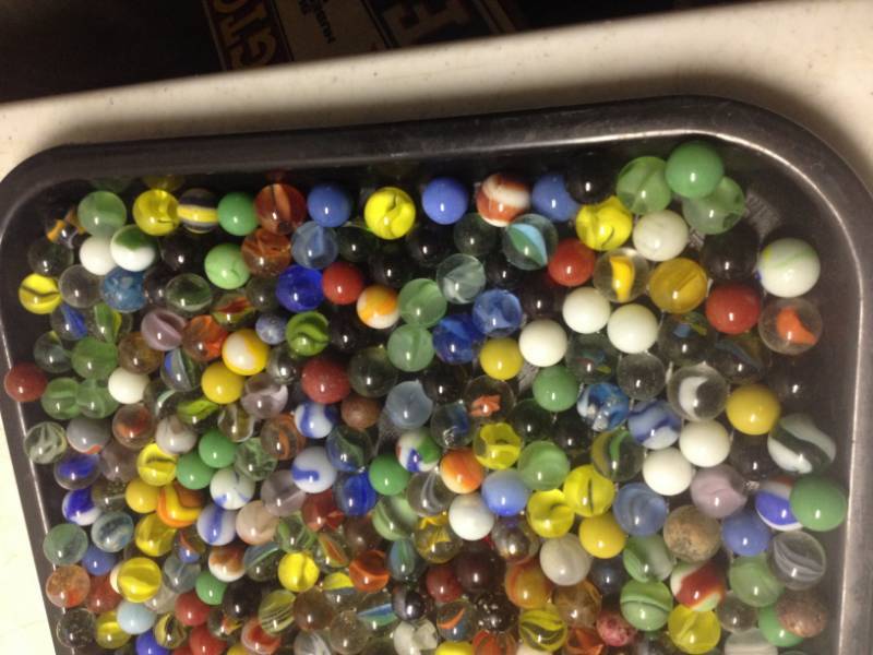 lot 32 image: Large Lot Of Marbles, Used, Some Show Wear, Some Vintage, Some Large Shooters, I Believe Its Around 500 Marbles