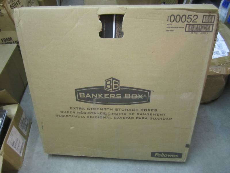 lot 120 image: Case of 12 Bankers Box Extra Streng...