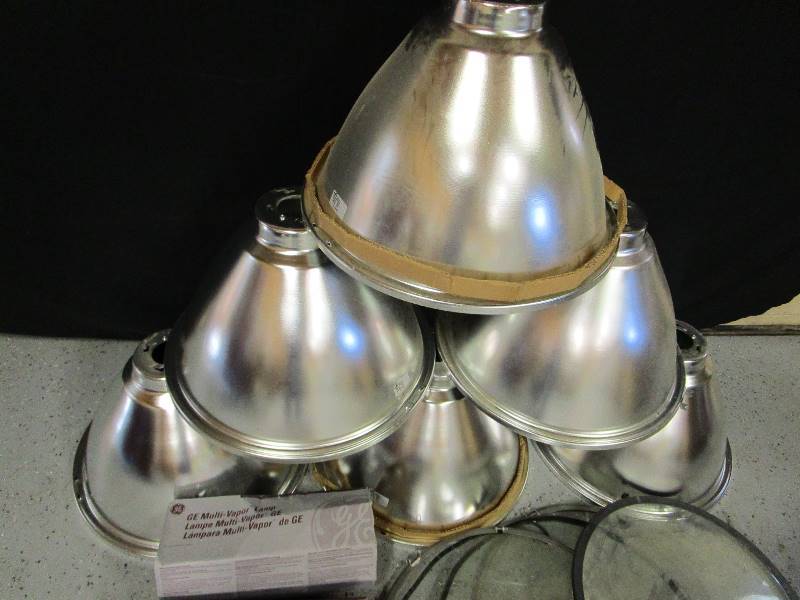 (6) (New) High Bay Reflectors (5) 1500w Bulbs