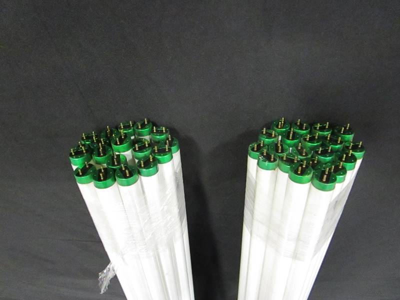 (40) Used T8 4 Bulbs