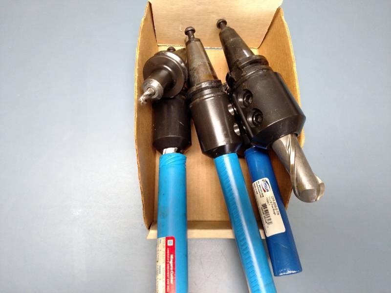 lot 52 image: (6) BT35 Tool Holders...