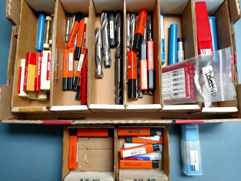 lot 246 image: Asstd End Mills...