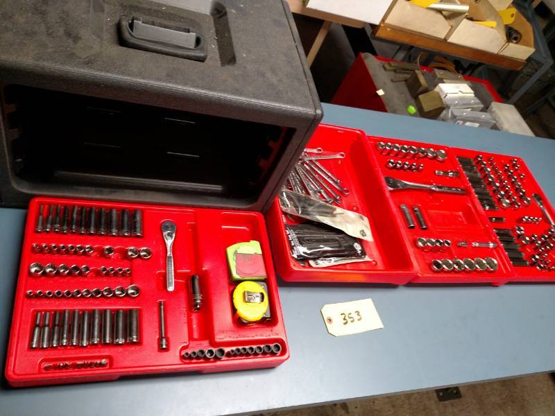 lot 353 image: Craftsman Tool Set...