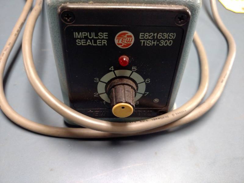 lot 375 image: Tew 12 Impulse Sealer...