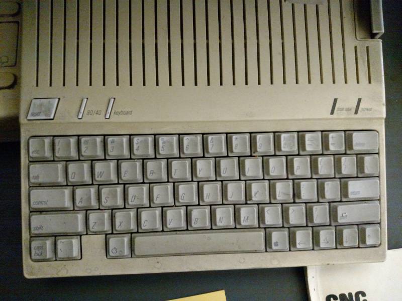 lot 460 image: Apple Computer & Switches...