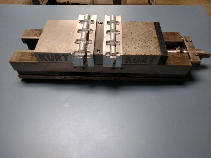 lot 33 image: Kurt DL600C 6 Double Lock Machine ...