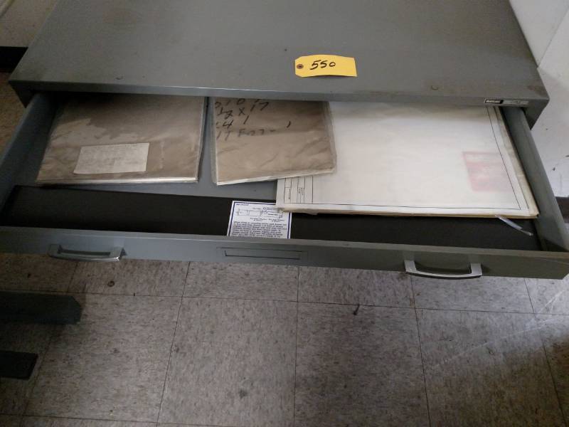 lot 550 image: Mayline C-File 5 Drawer Cabinet, 41...