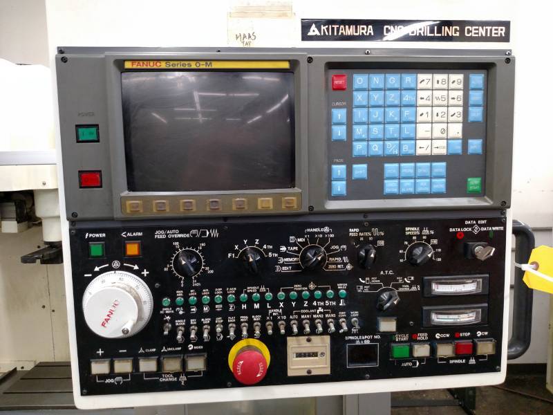 lot 2 image: Kitamura Mycenter I CNC Vertical Ma...