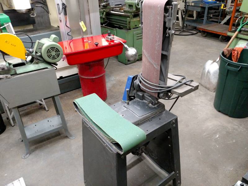 lot 15 image: 6 Vertical Belt Sander...