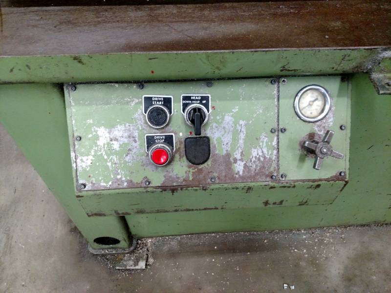 lot 12 image: Do-All Model 226-64188 Power Bandsa...