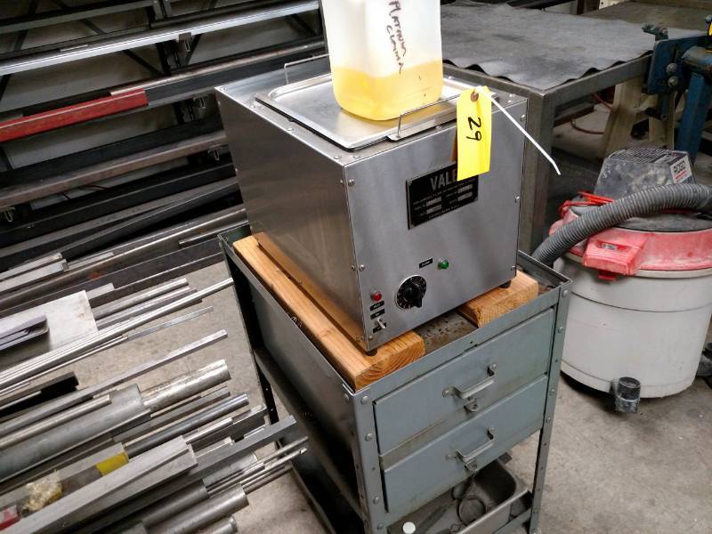 lot 29 image: Vale Model E385 Ultrasonic Cleaner ...