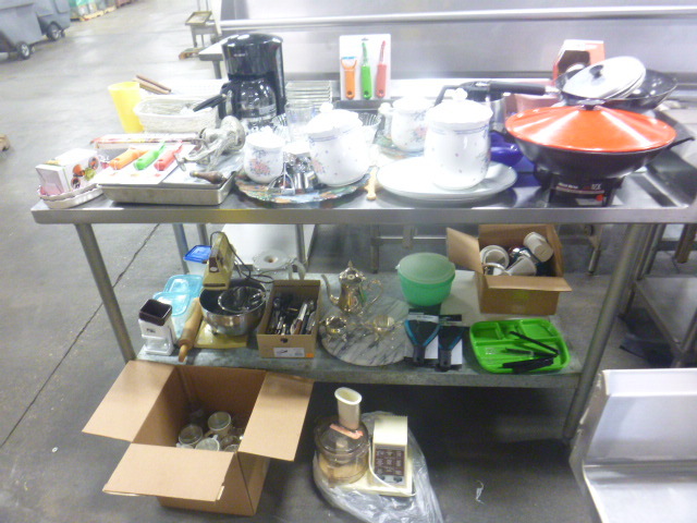 lot 16 image: Miscellaneous Kitchen Items