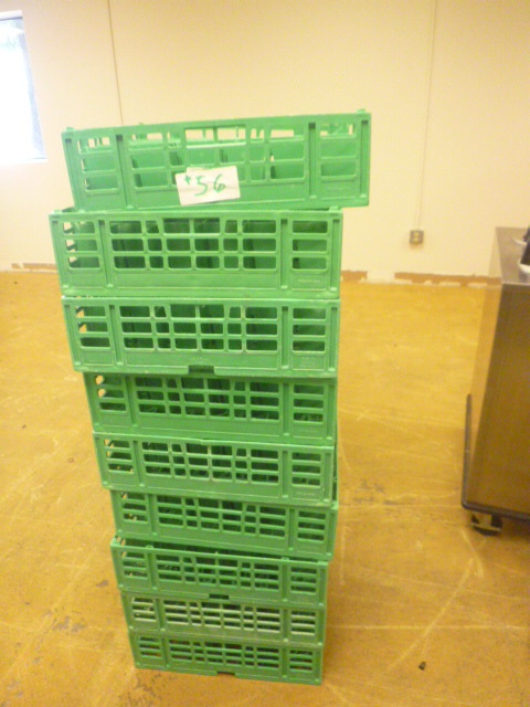lot 56 image: 9 Glass Dishwashing Racks