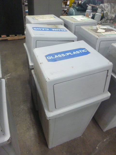 lot 58 image: 3 Garbage Cans