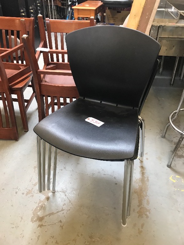 4 STACKING OFFICE CHAIRS