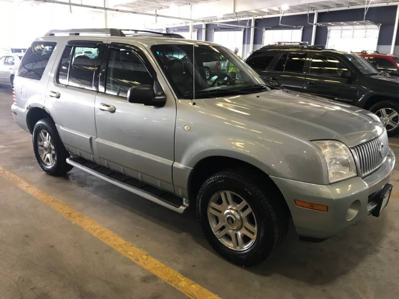 2005 Mercury Mountaineer Premier AWD V8