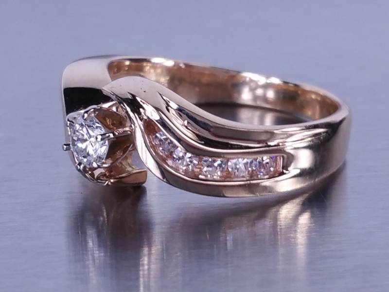 lot 15 image: .65 Carat Round Diamond Ring in 14k Gold