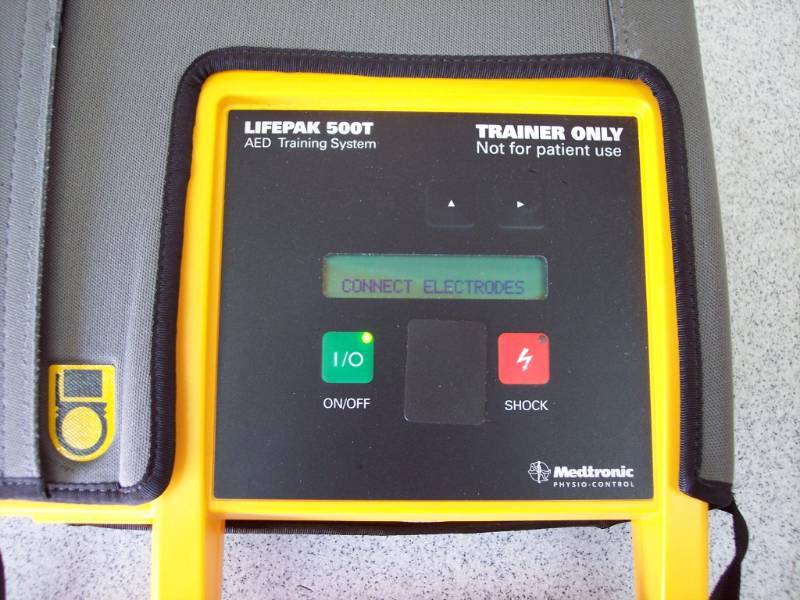 lot 28 image: Physio-Control Lifepak 500T AED Training System