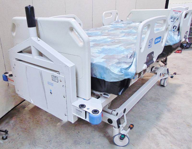 lot 38 image: WOW MSRP $35,000 Hill-Rom Bariatric 1000lb Capacity Hospital Bed With Air Adjust Pressure, Turn Assist & Programmable Rotation Therapy Mattress Plus Scale & Expandable Frame  Works Great This Item Has A Small Reserve