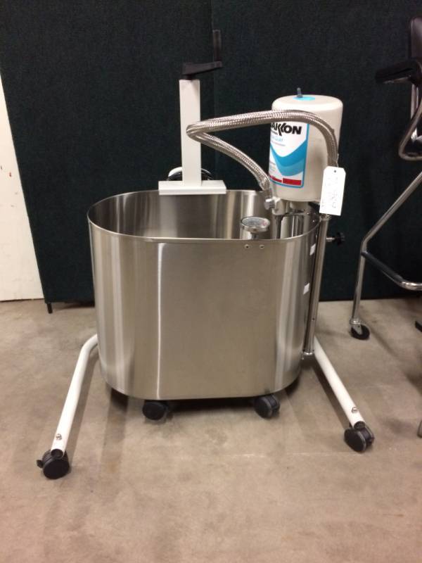lot 14 image: MSRP $6000 Thermo Electric Dakon DS-2818 Whisper Quiet Mobile Whirlpool With Hydro Lift is recommended for treatment of the foot and ankle area Excellent Working Condition