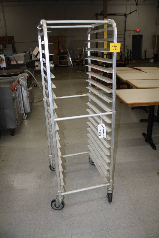 lot 90 image: Bun Rack 20 14 x 26 x 63 14 with 18 Slots