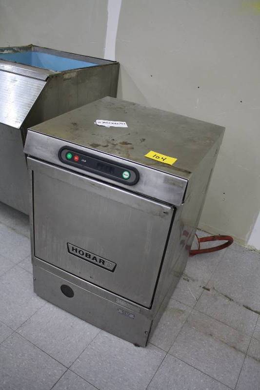 lot 104 image: Hobart Dish Washer