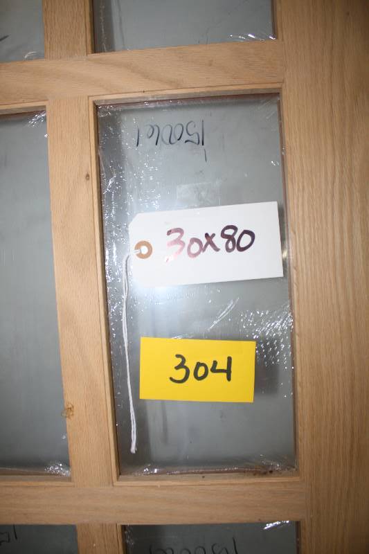 lot 304 image: Door 30x80