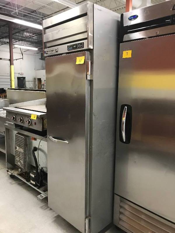 lot 11 image: Beverage-Air E SeriesBeverage Air, Mod #EF24-1AS, single door commercial freezer, NSF, SN 5427235, 115 volts, 11.0 amps, caser mounted, Runs Freezes