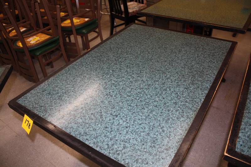 lot 178 image: Table